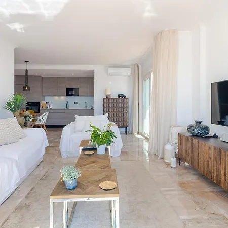 Heavenly Views From Frontline Penthouse Marbella